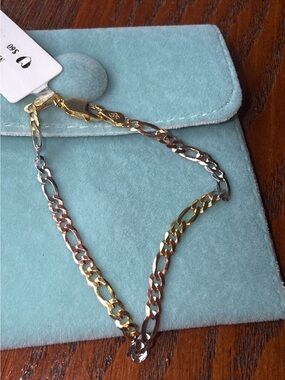 Pretty new with tags Italy sterling 925 flat figaro bracelet TRI color